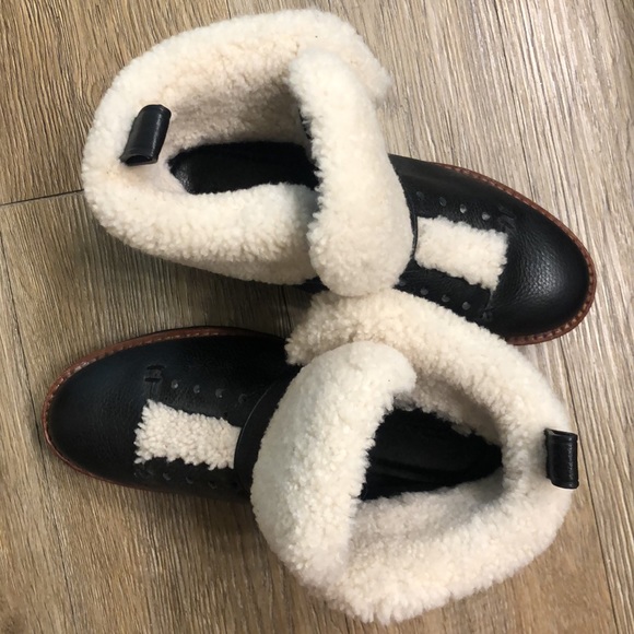 COACH Urban Hiker Shearling Boots Size 5.5 - Picture 6 of 8